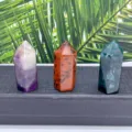 Nahaufnahme natürliche Edelstein hexagonale Kristall Säulen Textur Heilstein Deko - Amethyst / Kleine Säule