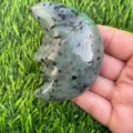 Cristallo viso di luna intaglio in pietra preziosa verde decorazione da scrivania top - Blu di Tianshan
