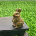 Natuursteen gesneden konijn beeldje 4cm edelsteen dier standbeeld bureau decor schattig - Goudzijde Jade