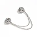 Zilveren magnetische kettingclip voor tailleversmalling, mouwaanpassing en het inkorten. - Gepolijste camellia zilver