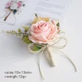 Roze kunstmatige roos bloem corsage trouwerij bruidegom boutonniere met gouden strik voor man. - Corsage / 10x13cm