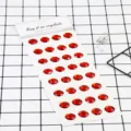 Rode ronde acryl strass stickers vel voor doe het zelf telefoon decoratie en ambachten detail. - 32 Stuks Ronde Edelstenen / Helrood