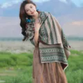 Ethenischer Jacquard Kaschmir-Imitat Schal, khaki gruenes weiches Winter-Reisetuch fuer Damen. - Ethno-Pinselstil - Grün