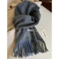 Bufanda de lana degradada gris azulada con flecos, estilo cuello de invierno cálido. - Degradado Azul