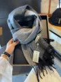 Winter double-sided color gradient wool scarf with tassels, warm and soft daily neckwear. - Black Gray Dashed