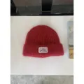 Rode pluizige gebreide muts voor dames, warme wintermuts in Koreaanse stijl mode. - Rood