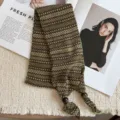 Retro knit small scarf with wooden beads, autumn winter vintage jacquard neck accessory. - 16_Green Fair Isle