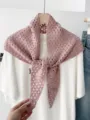 Roze gebreide opengewerkte driehoekige sjaal, elegante zonnescherm voor dames dagelijks. - Roze