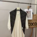 Scialle con sciarpa triangolare in maglia cava nera, stile coreano minimalista versatile chic. - Nero