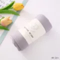 Sciarpa tinta unita in cotone spiegazzato leggera traspirante donna scialle grigio argento. - grigio-argento
