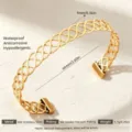 18K Vergoldet Edelstahl Gekreuzte Offene Armreif Minimalistische Geometrische Schmuck - Gold Kreuzende Welle