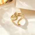 Anillo de serpiente dorado para mujer, joyería minimalista en acero titanio muy elegante. - Anillo de Serpiente / Dorado