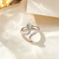 Anillo abierto de serpiente de acero inoxidable, diseño de nicho minimalista, joyería fina. - Anillo de Serpiente / Plateado
