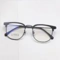 Retro browline eyeglasses frame for men, vintage style, lightweight non-magnetic titanium. - Black Black