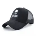 Casquette trucker noire avec motif tete de mort et imprime live free pour style streetwear. - Taille unique / A107-BK+BK