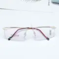 Rimless square glasses frame detail, beta-titanium material, lightweight and comfortable. - Gold