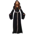 Détail de costume sorcière rétro médiévale avec robe noire à capuche et bordure argentée. - M / Robes / Noir