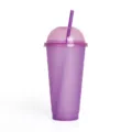Gobelet en plastique pailleté violet avec couvercle dôme et paille pour boissons. - Gobelet à paillettes violet 24 oz avec couvercle bombé
