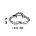Silberne unregelmäßige Metall Haarklammer, minimalistisches Haarstyling Accessoire, 7.5cm. - Unregelmäßiges Wellendesign (1175-9)