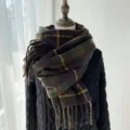Cozy autumn winter thick warm plaid scarf variant, retro purple green check tassels. - Dark Green
