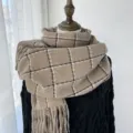 Classic plaid winter scarf for women, thickened warm cashmere-feel shawl with stylish fringe design. - G-HY159 Khaki