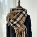 Thickened plaid winter scarf for women, elegant classic camel tartan scarf tassel warm neckwear. - Camel