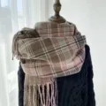 Women autumn winter warm plaid scarf retro versatile student fashion cozy tassel wrap - Pink