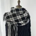 Écharpe à carreaux noire et blanche classique pour femmes et hommes, châle chaud. - Noir