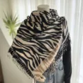 Automne hiver femme imitation cachemire motif zèbre écharpe franges châle noir blanc - 06-YHP beige