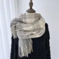 Écharpe à franges à carreaux classique pour femmes, écharpe d'hiver chaude et confortable. - G-HY27 gris