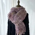 Écharpe d'hiver à carreaux pour femme, châle douillet effet cachemire à franges, tour de cou élégant. - G-HY97 violet