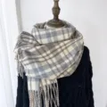 Écharpe épaisse en imitation cachemire à carreaux avec franges, chaude pour femmes. - Blanc Cassé