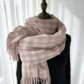 Écharpe en tricot à carreaux rose et blanc, cache-cou chaud d'hiver avec franges. - G-HY39 Rose