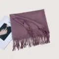 Einfarbiges Kaschmir-Gefühl Schal, Damen Winter warmer Fransen Schal, eleganter Schal Stil. - F017 Violett