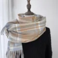 Écharpe à franges à motif écossais effet cachemire pour femmes, châle d'hiver chaud et tour de cou. - G-HY59 bleu clair