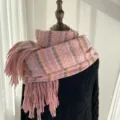 Écharpe femme hiver chaud imitation cachemire à franges, motif à carreaux colorés. - G-HY47 Rose