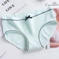 Vue de détail slip côtelé en coton pour femme vert clair avec nœud noir décoratif. - M / Bas / T12 Vert lait