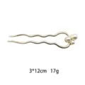 Gold U-shaped hair fork detail view, elegant faux pearl hair pin for chic bun hairstyles 3x12cm - Gradient Pearls Gold Plated U-Shaped Hair Stick (1132-8)