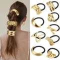 Detailansicht goldenen Metall Haargummis, minimalistische geometrische Zopfgummis für Damen. - Goldener geometrischer Glanzstil (Set 17) / 9er Set