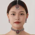 Indian vintage rhinestone choker necklace earrings maang tikka set for women fashion jewelry - Silver Red