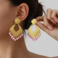 Vintage gold rhombus earrings with pink bead fringe, elegant retro drop earrings for women. - Gold Pink