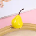 Süße 3D simulierte gelbe Birne Haarklammer, lustiges Mini Frucht Entenschnabel Clip. - Birne