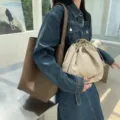 Stylish PU leather mother and child bucket bag set, large capacity casual tote for women. - Mud Color