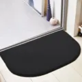 Moderne halbrunde schwarze Fussmatte, saugfaehiger rutschfester Teppich fuer Flur und Bad. - 50*80cm / Große abgerundete Ecken Schwarz