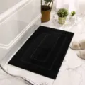 Schwarze rutschfeste Badematte saugfähiger Plüsch-Teppich für Dusche und Badezimmer - 40*60cm / Schwarz