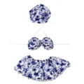 Blauwe hawaiaanse bloemige bikini outfit set voor 23-inch gazon gans tuindecoratie - Blauwe Bloemen Collectie