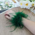 Brazalete slap de pluma de avestruz verde, pulsera de felpa esponjosa para joyería de fiesta. - Verde Oscuro