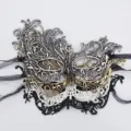 Vergulde kant feniks masker sexy koningin masquerade optreden masker met linten - 4-delige set / Set van 4 / Gemengde Kleur