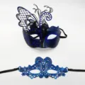 Elegantes Set aus blauen Schmetterlings-Metall- und Spitzenmasken für Karneval und Partys. - Einheitsgröße / Schmetterling Eisenmaske Mit Widder Spitzenmaske Set