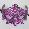 Masque de mascarade demi-visage rétro violet, accessoire de costume de fête de style antique - Grand Renard Rétro / Pourpre Antique